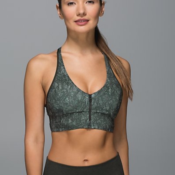 Lululemon Cool to Street bra green leaf pattern - Picture 3 of 10